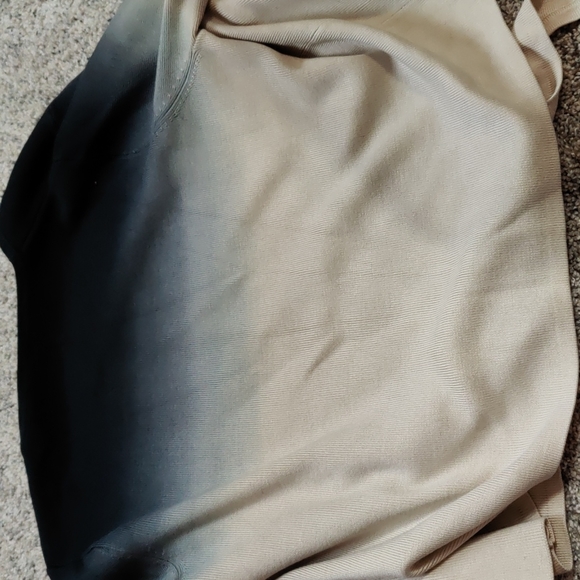 Darjoni NWOT 55% Silk front tie cardigan top in Black to Cream umbra colors S - Picture 4 of 4